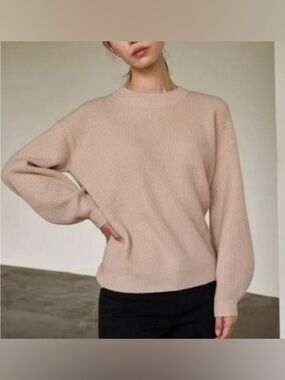 The curated chunky crew cashmere sweater in panna cotta size XS EUC